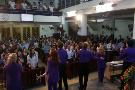 hoithanh_ton_vinh_Chua_cung_ban_nhac_MG_87731_448x299