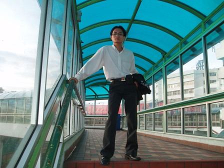 Minh_Tu_trong_chuyen_tham_malai