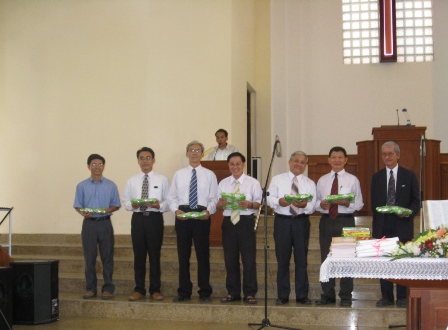 ca_c___y_t___CHu_a_co__cng__kho__trong_l__p_TKCB_nh_n_qua__l_u_ni_m_e