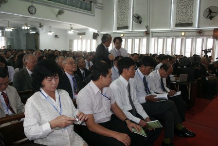 dai_dien_ban_ton_giao_cp_va_cac_cap_chinh_quyen_hang_ghe_dau_448x299