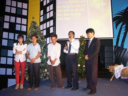 9.C_u_nguy_n_tin_nh_n_Cha_448x336
