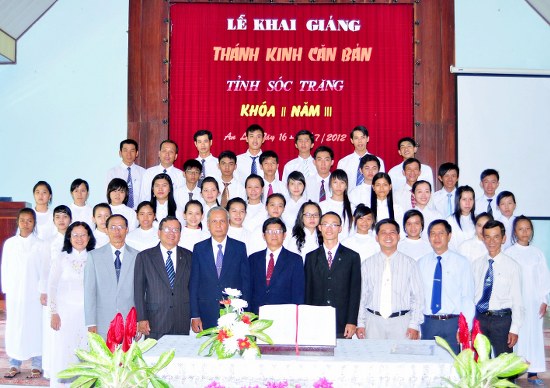 Anh_l_u_ni_m-1_1_550x388