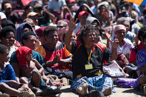 800 Người Tin Nhận Chúa Tại Papua New Guinea