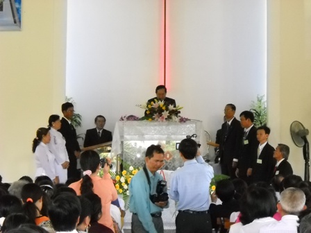 chau khanh ngi thuc cung hien