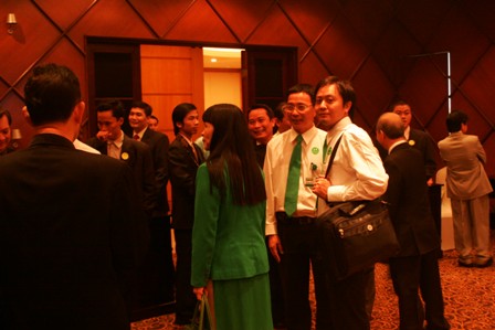1_chaohoinhau