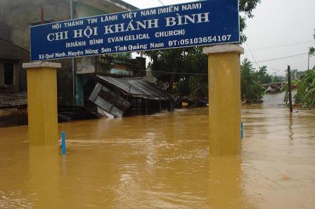 khanh binh cong nha tho