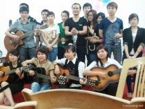 BTN Thái Nguyên - HT Lời sự sống giới thiệu Chúa Jêsus tiếng Anh và Guitar