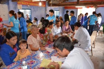 Khám Bệnh Phát Thuốc Tại Huyện Vạn Ninh, Khánh Hòa