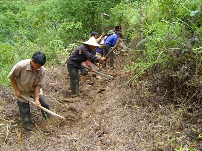 Con Đường "Yêu Thương" Của Tín Hữu Điểm Nhóm Báp-Bấp