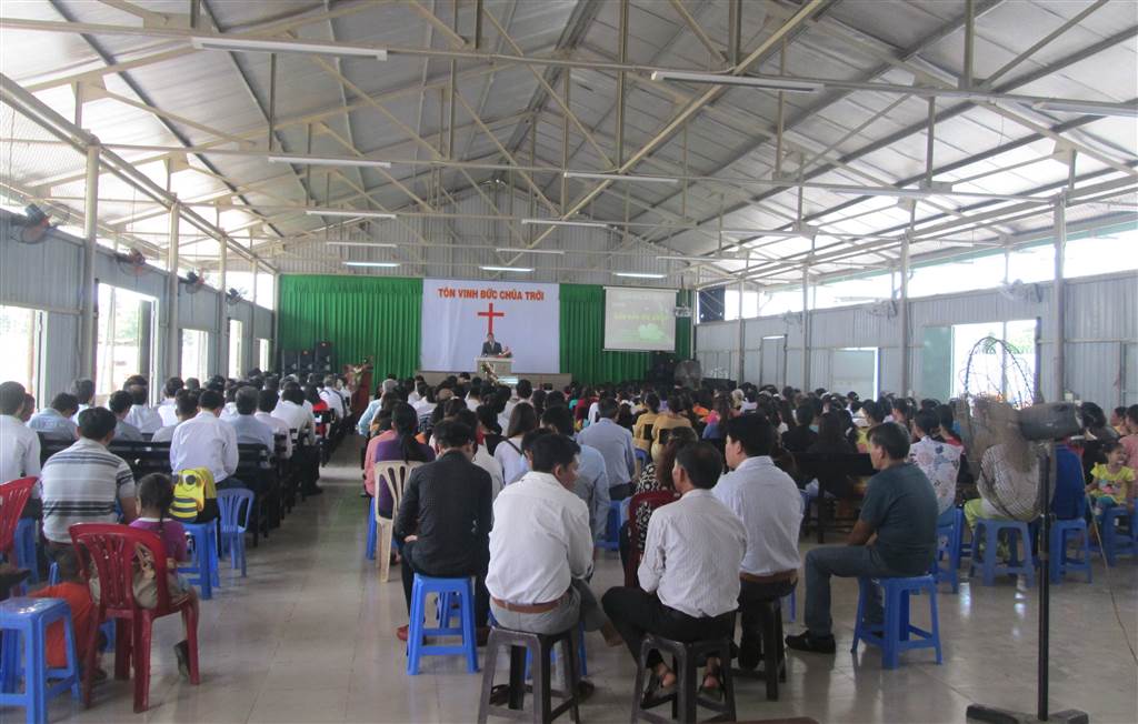 Buổi Nhóm Đầu Tiên Tại Cơ Sở Mới Của HT Đông Phú - Hậu Giang