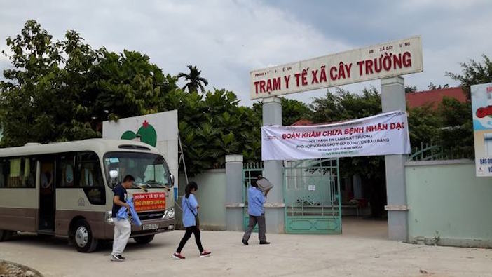 Khám Bệnh Nhân Đạo Tại Cây Trường, Bình Dương