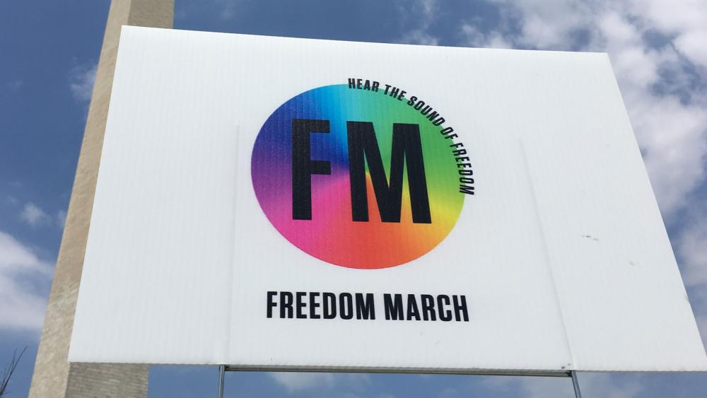 Những Người Thuộc Cộng Đồng LGBTQ Này Đã Tìm Thấy Cuộc Sống Mới Trong Chúa Giê-Xu Và Một Số Người Đã Có 'Cuộc Gặp Gỡ Siêu Nhiên Với Chúa'