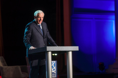 Mục Sư David Jeremiah Cảnh Báo Chúng Ta Đã 'Quên Mất Hội Thánh Thực Chất Phải Như Thế Nào'