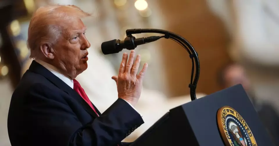 Trump Kêu Gọi Hoa Kỳ Quay Trở Lại Với Tôn Giáo Trong Bữa Sáng Cầu Nguyện Toàn Quốc
