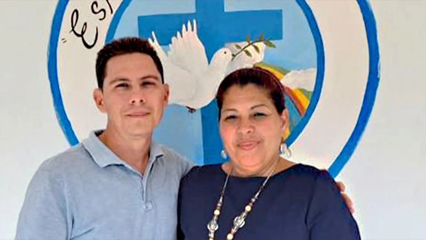 ‘Nói Đến Đức Chúa Trời Là Phạm Pháp’: Vợ Chồng Mục Sư Tại Cuba Bị Giam Giữ Đối Mặt Án Tù 8 Năm