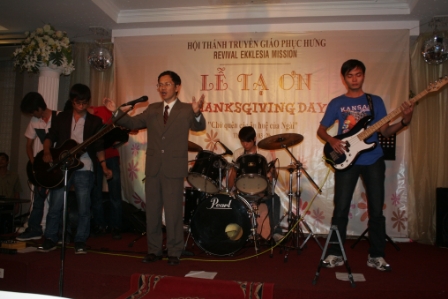 MS_Phuong_Van_Tan_Cau_Nguyen_Khai_Le_448x299