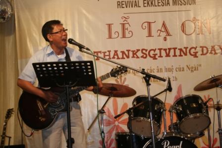 mot_tin_huu_ton_vinh_Chua_448x299