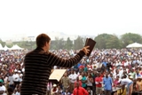 Nhà Truyền Giáo Palau Đem 'Tình Yêu Thương' Đến Uganda