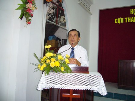 TB._Huy_nh_Va_n_Tha_ch_cha_o_mu__ng_448x336