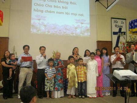 Gia__nh_qu_n_nhi_m_tn_vinh_Cha