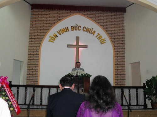 CN_cho_chuc_vu_moi_640x480_500x375