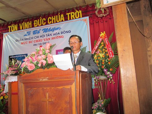 16.NGHENH_DON_CUA_HT.THD_488x366