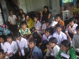 Đoàn Từ Thiện Joseph Giúp Đỡ Các Học Sinh Vùng Cao