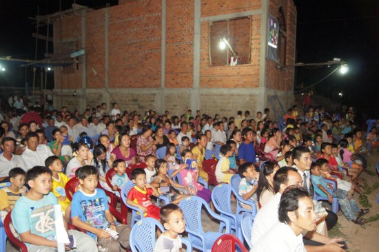 DSC05184_550x366