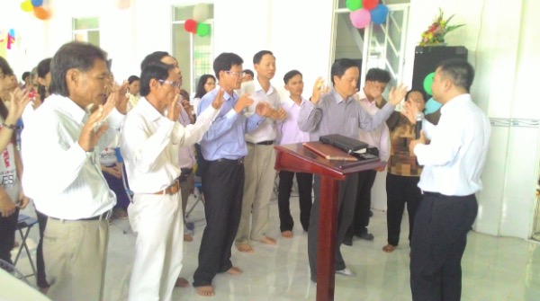 Cầu nguyện cho gia đình MS Lê An Viên - Mục sư quản nhiệm HT LSS tại Kiên Giang.