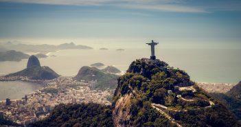 Hội Thánh Chúa Phát Triển Mạnh Mẽ Tại Các Khu Ổ Chuột Brazil