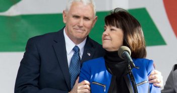 KEREN PENCE, NGƯỜI VỢ, NGƯỜI CHIẾN BINH CẦU NGUYỆN CỦA PHÓ TỔNG THỐNG MỸ MIKE PENCE