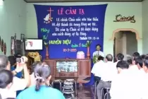 Gia Đình Bé Huyền Diệu Tổ Chức Lễ Cảm Tạ Chúa