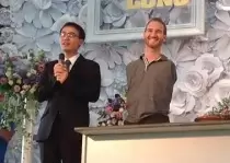 Tường Thuật Buổi Chia Sẻ Của Nick Vujicic Tại HT Tin Lành Gia Định