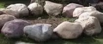 Ngày 18 - Đài Kỷ Niệm Được Dựng Bằng Mười Hai Tảng Đá
