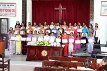 Bế Giảng Khóa Học Người Nữ Trong Nhà Chúa Tại HTTL Bình Quế