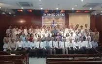 Hội Đồng Giáo Phẩm Thăm Viếng Tôi Tớ Chúa Tại Khu Vực Miền Đông