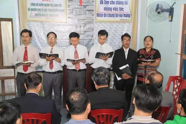 Các Mục sư, Truyền đạo tôn vinh Chúa