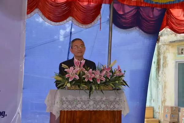 Mục sư Bùi Phụng chia sẻ Lời Chúa