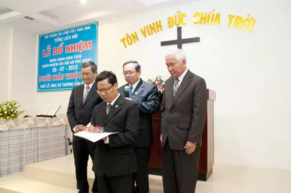 Cầu nguyện cho Tân Quản nhiệm