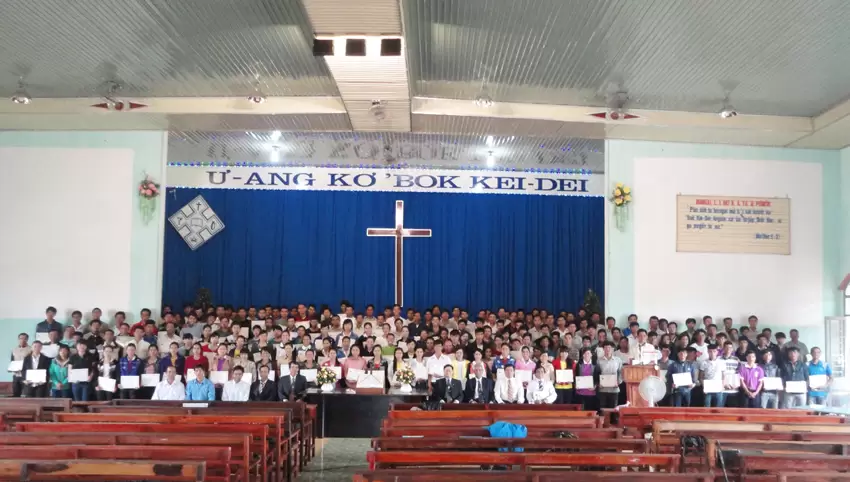 Chụp hình lưu niệm.