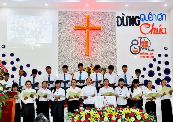 Ban hát Thanh niên HT Thuận Hòa.