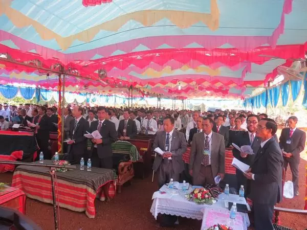 Quang cảnh bên trong buổi lễ.