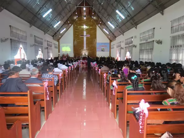 Quang cảnh hội chúng