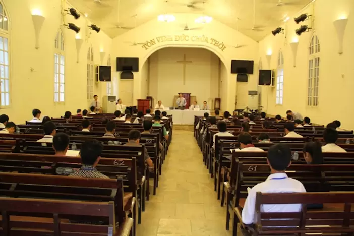 Thi Tuyển Khoá II Trường Thánh Kinh Thần Học Hà Nội