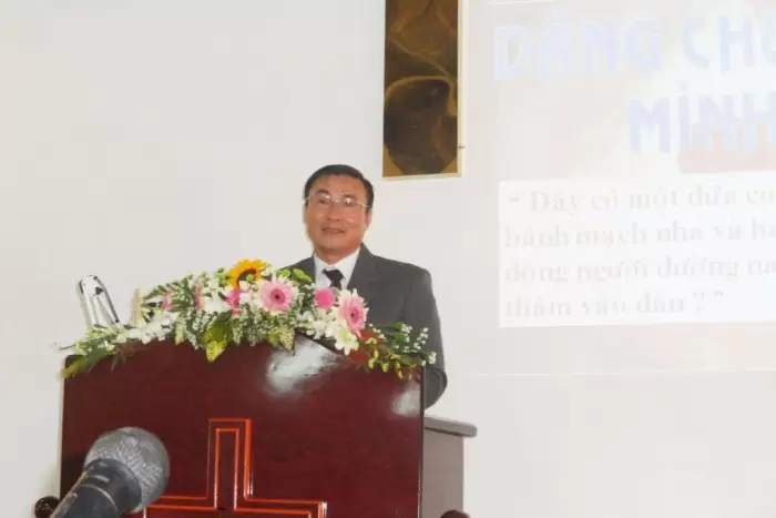 MS. Lê Hoàng Phúc - Ủy viên TLH giảng Lời Chúa