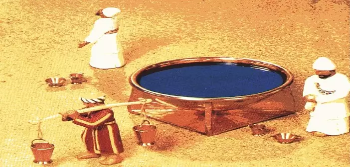 Ngày 03 - Cái Bồn Rửa, Dầu Thánh Và Hương Thánh
