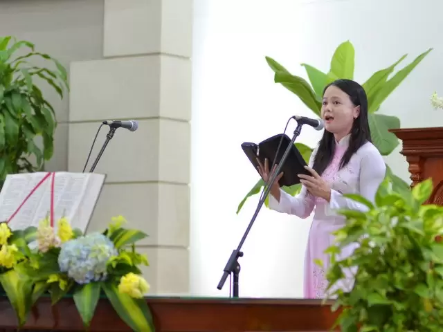 Tiết mục tôn vinh Chúa.