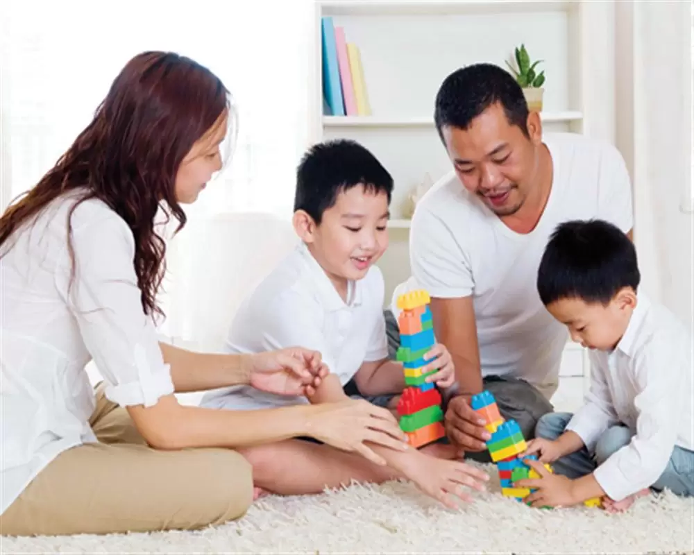 Dạy Bé Giá Trị Từ Sự Lắng Nghe - Cầu Nguyện Cùng Con Trước Giờ Ngủ