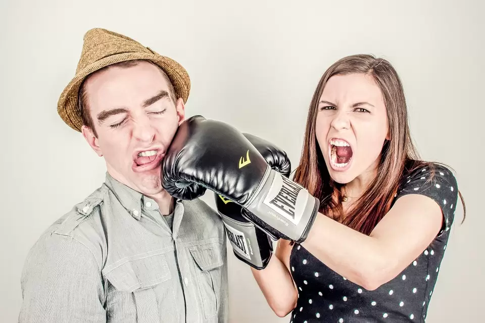 Làm Thế Nào Để Tôi Có Thể Yêu Người Đã Từng Làm Tổn Thương Tôi?