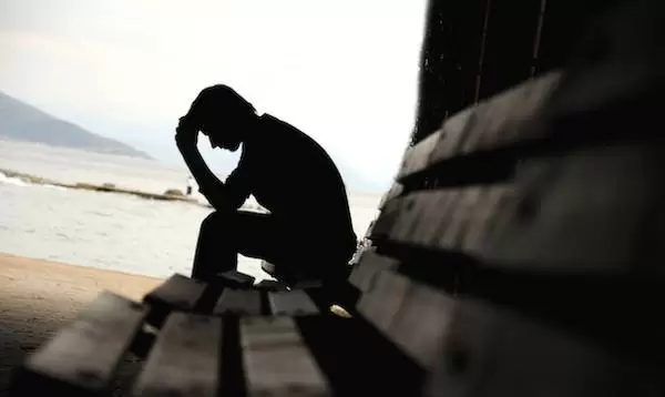 Ngày 22: Xin Chúa Giải Cứu Chồng Bạn Khỏi Sự Nóng Giận Và Những Cảm Xúc Tiêu Cực